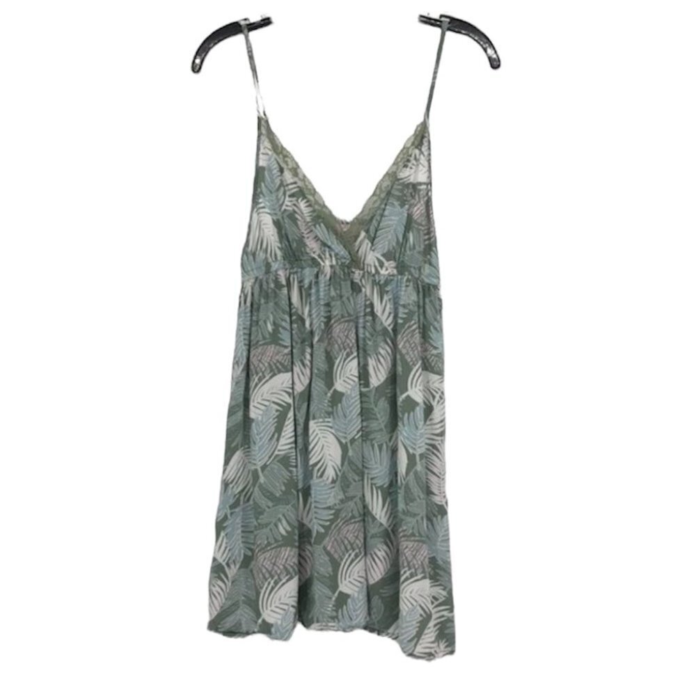 La vie en rose green leaf print  v neck chemise slip dress M